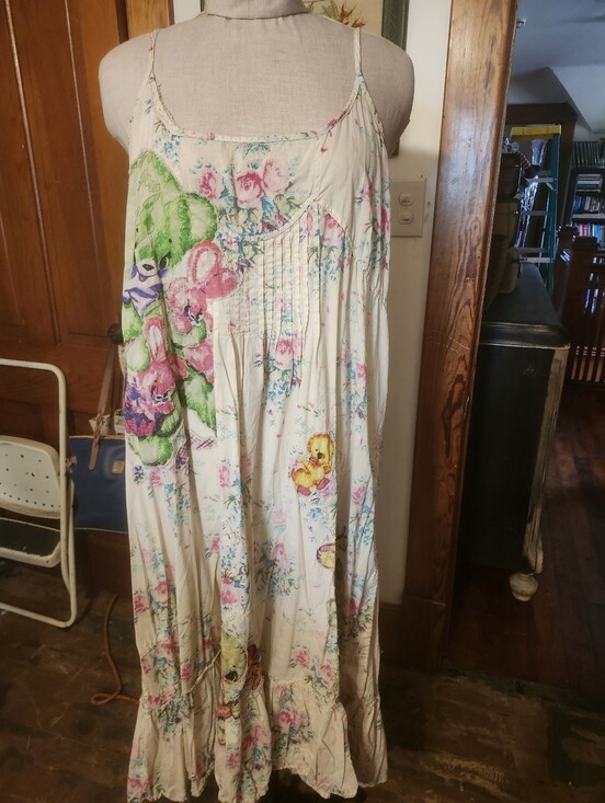 Magnolia Pearl Dresses & Skirts - Magnolia Pearl Cotton Appliqued Dress